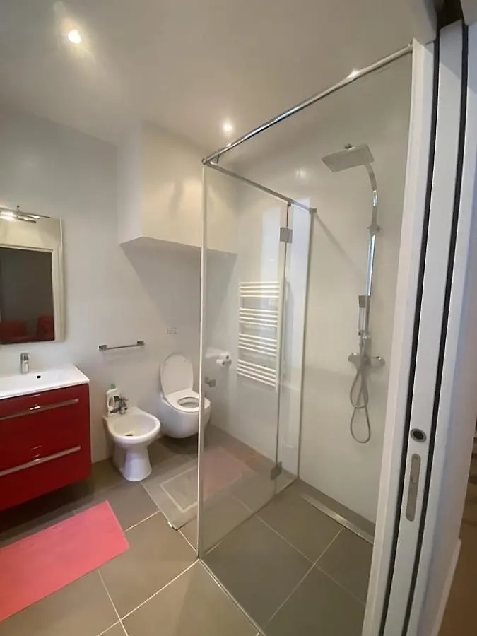 Modern Apartment In The Heart Of St-Germain Paris Frankreich